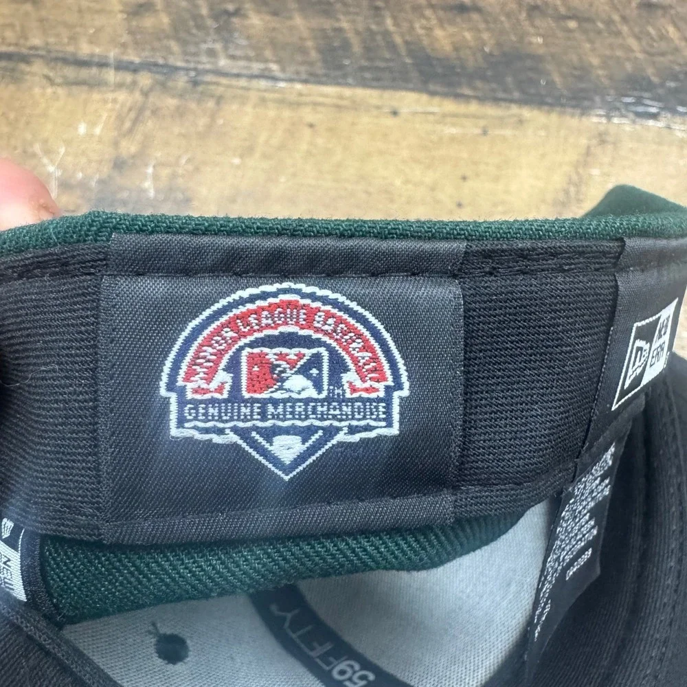 New Era 59FIFTY Green Black Fitted Hat Size 7 G Logo MiLB Minor League Baseball